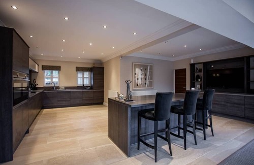 Crawcrook Maison | Welcome to our 5-bed, pool haven in the heart of Medburn Village, Newcastle