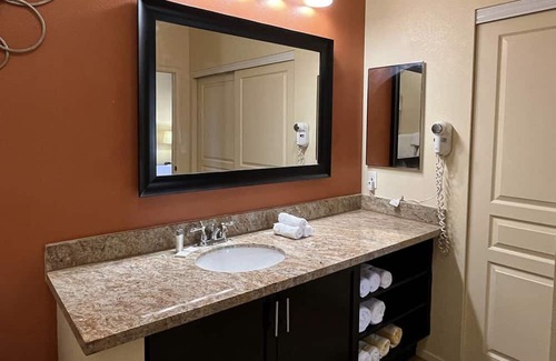 Spring Valley Station Balnéaire | Family sized Las Vegas condo!