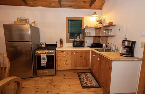 Windham Cabine | Hunter- Windham Ski Loft 5 mins to Windham Mountain, 15 mins to Hunter Mountain.