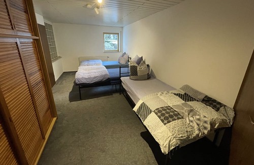 Gammertingen Appartement | Helle Einliegerwohnung mit Tollem Garten. 2-5 Minuten Fußweg zum Einkaufen