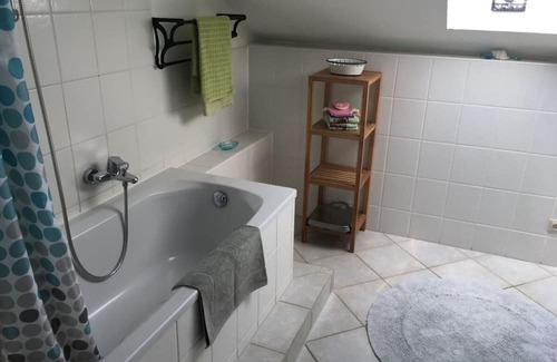 Kirchwerder Appartement | Spacious apartment near seabeach
