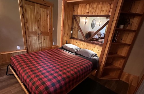 Ladysmith Maison | The BunkHouse, a Northwoods Escape
