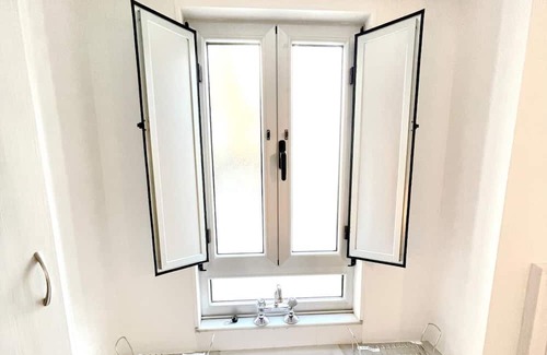 Manon Maison | The Cliffs - Whitesand Porto do Bares