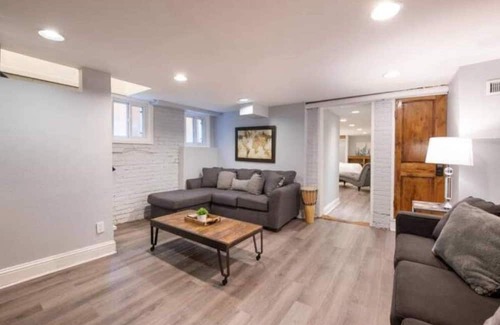 Uptown Maison | Explore CO - Downtown lower unit