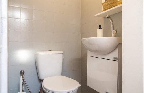 Karsiyaka Appartement | Missafir Flat with Sea View near Karsiyaka Coast