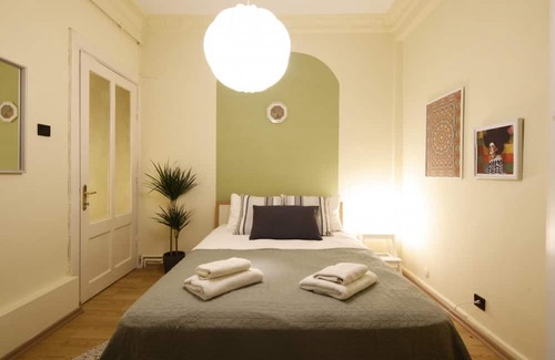 Talimhane Appartement | Vibrant Flat with Excellent Location in Beyoglu