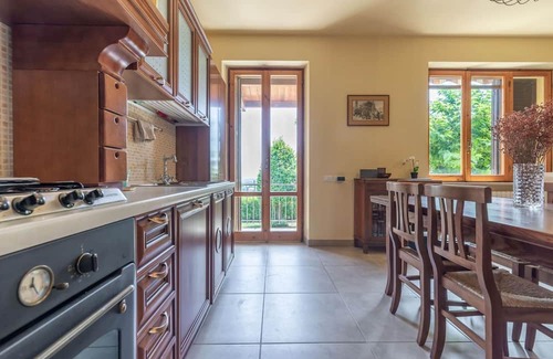 Urbisaglia Appartement | Sunrise Hill Holiday Home - Sunrise Hill Holiday H