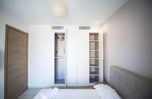 Sidi Daoud Appartement | C13 · Residence Malaga:Cosy and spacious 1bd in La Marsa