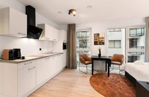 Burgeresch Appartement | Between-studios - Tiger