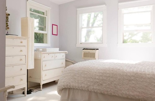 Nyack Maison | Bohemian Garden Cottage