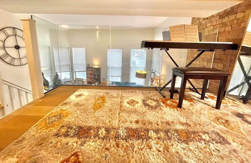 Wallington Appartement | NY style studio 26 min to London