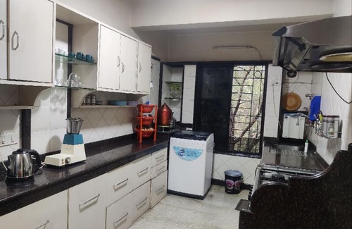 Aundh Lit Et Petit-Déjeuner | A stay in the middle of the City in presence of divine nature and green beauty