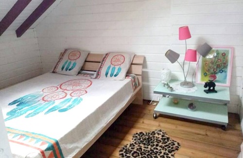 Saint-Claude Maison | Homerez - Spacious house for 6 ppl. with garden and terrace at Saint-Claude