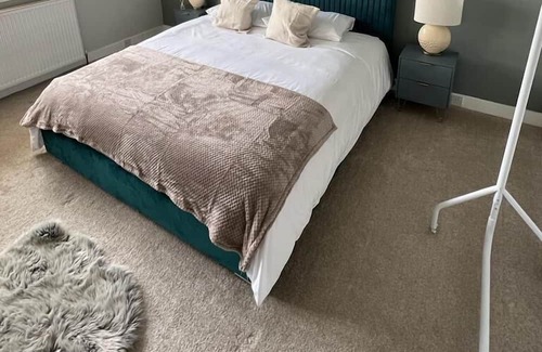 Newton Mearns Maison | large Country Mansion in Glasgow Newton Mearns