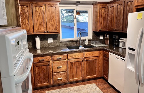 Oroville East Maison | Peaceful 2 Bedroom Home with a Breathtaking View