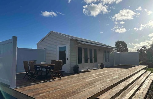 Darlington Point Cabine | The River Cabin