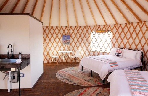 Johnson City Cabine | Johnny Yurts
