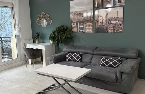Plaisir Appartement | Appartement Accès Gare Plaisir Grignon en 25 Minutes à Paris