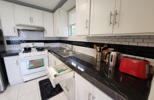 Mangilao Maison | Beautiful Oceanfront House with 2bed+1bath