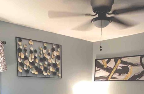 Cascade Maison | Secluded Oasis minutes from shopping Complimentary streaming services &CoffeeBar