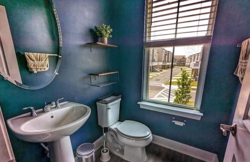 Largo Maison | Luxury Home Near Washington DC & FedEx Field!