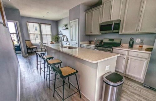 Largo Maison | Luxury Home Near Washington DC & FedEx Field!