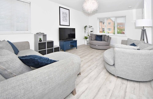 Alsager Maison | Lindop View: A Cheshire wives dream, with drive!