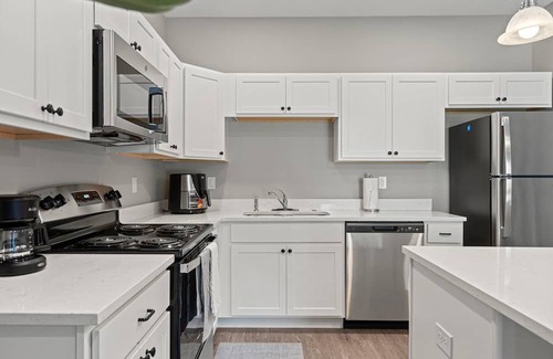 Laotto Copropriété | Modern Comforts: 3BR Townhouse #14