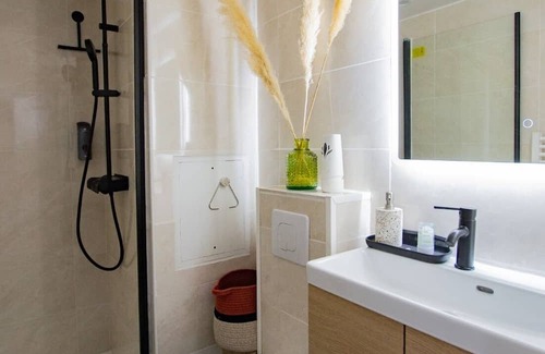 Carrieres-sous-Poissy Appartement | Studio Cosy Tout Confort Proche de Gare de Poissy