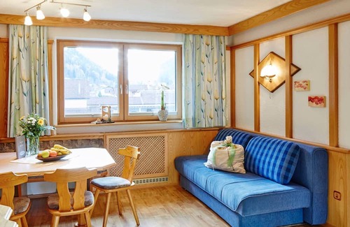 Ried im Oberinntal Appartement | Ferienwohnung Edelweiss - Apartment Kuprian Tobias
