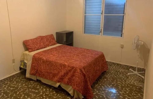 Mayaguez Pueblo Maison | Nice House near University of Mayaguez with covered and gated car parking.
