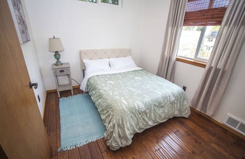 Olympia Maison | Comfy Retreat Near Shopping/Dining/Parks