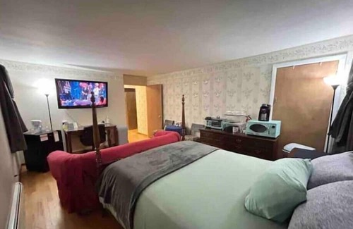 Westfield Appartement | Guest Suite: 1bd/1ba/Kitchenette/100% Private
