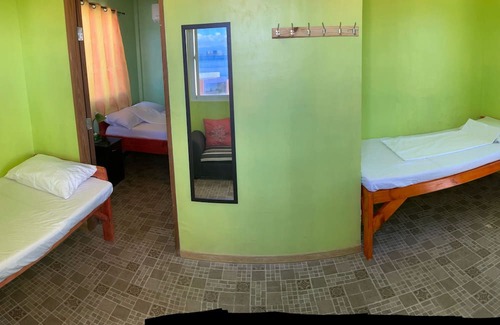 Olango Island Maison | Rainbow Beach Bar & Resort