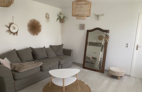 Saint-Lucien Maison | Maisonnette Indépendante à la Campagne