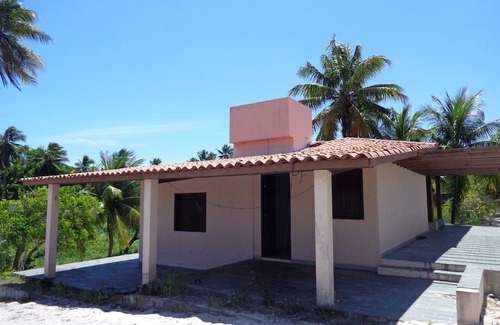 Monte Gordo Maison | Casa em Monte Gordo com 8.000 m² - Acesso à Internet e Aceitamos Animais