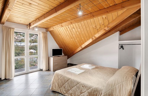 Fisciano Appartement | Apartment 'Parco San Lorenzo 2' with Balcony