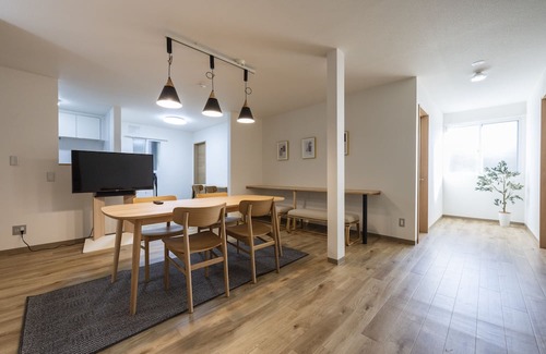 Higashi Appartement | The sapphire