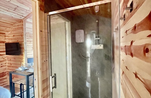 Boston Cabine | Child and Pet Friendly Fishing Cabins on lake side