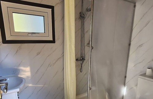 Bright Cabine | Welcome to The Banya Place – an experience like no other.