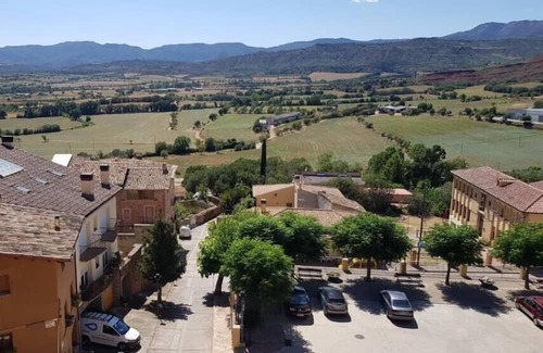Talarn Appartement | Apartment 'Lola Pis' with Mountain View, Wi-Fi and Air Conditioning