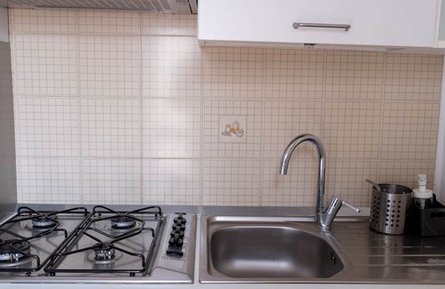 Falerna Appartement | Holiday Apartment "Trilocale 37 Residence La Giungla" with Sea View, Shared Pool & Wi-Fi