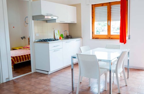 Falerna Appartement | Holiday Apartment "Bilocale 82 Residence La Giungla" with Sea View, Shared Pool & Wi-Fi