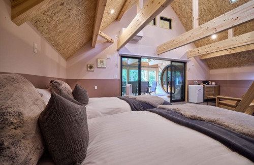 Narusawa Maison | Deluxe Cottage Kunzite / Minamitsurugun Yamanashi