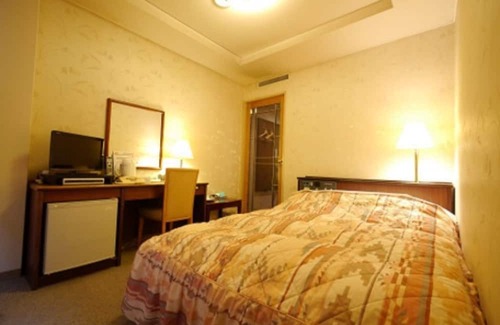 Ote Maison | Standardroom without meals Double room on the Fukui castle ruins side / Fukui Fukui