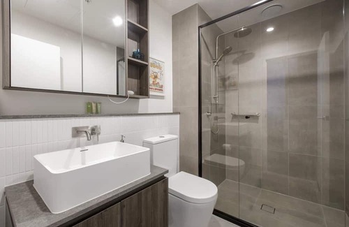 Flemington Appartement | The Ascot Edgy Urban Flair in Flemington