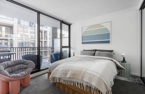 Flemington Appartement | The Ascot Edgy Urban Flair in Flemington