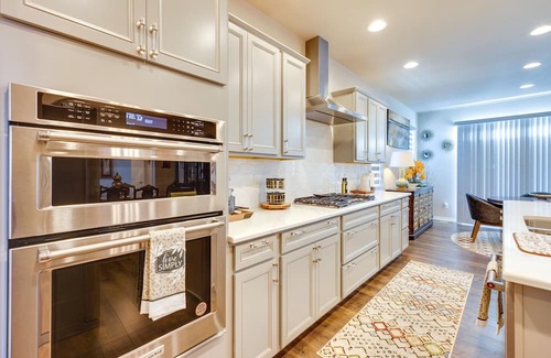Elbert Maison | Impressive Peyton Home with Deck!