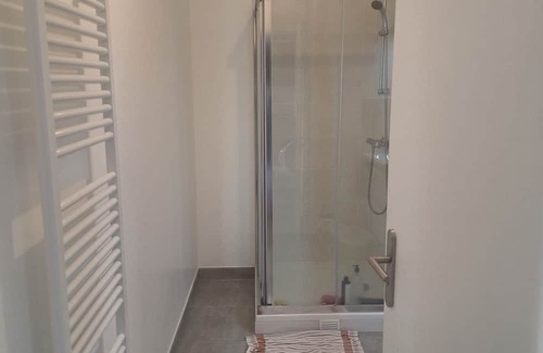 Thiais Appartement | Vrbo Property
