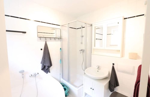 Chemnitz Appartement | Fantastically located on the edge of the forest with a small garden
